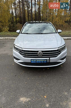 Седан Volkswagen Jetta 2018 в  Седан Volkswagen Jetta 2018 в