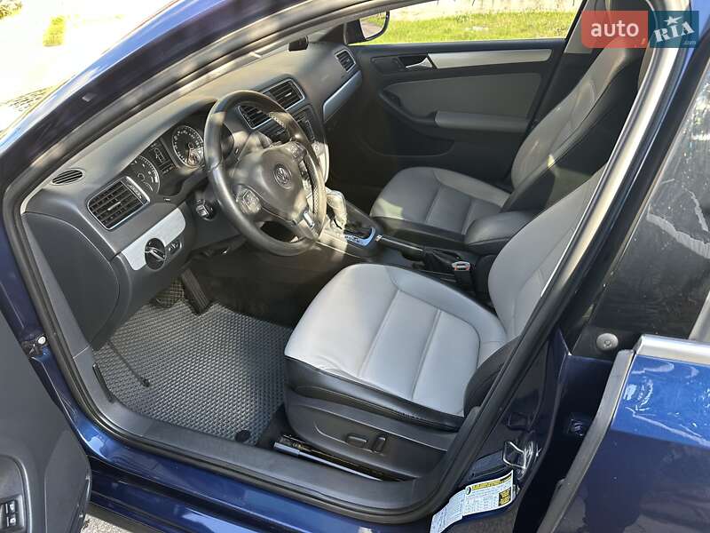 Седан Volkswagen Jetta 2013 в Одесі фото 10 Седан Volkswagen Jetta 2013 в Одесі