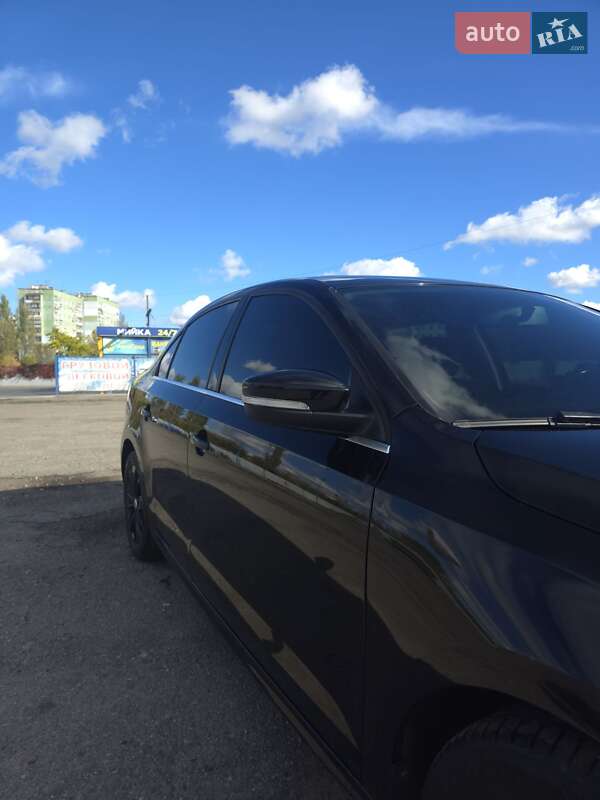 Седан Volkswagen Jetta 2015 в Запорожье фото 4 Седан Volkswagen Jetta 2015 в Запорожье