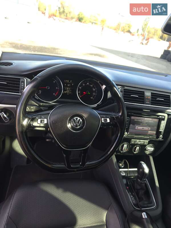 Седан Volkswagen Jetta 2015 в Запорожье фото 17 Седан Volkswagen Jetta 2015 в Запорожье