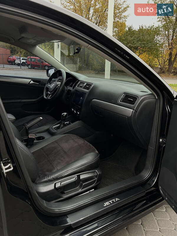 Седан Volkswagen Jetta 2014 в Днепре фото 16 Седан Volkswagen Jetta 2014 в Днепре