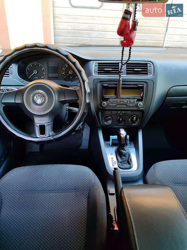 Седан Volkswagen Jetta 2014 в Обухові фото 20 Седан Volkswagen Jetta 2014 в Обухові