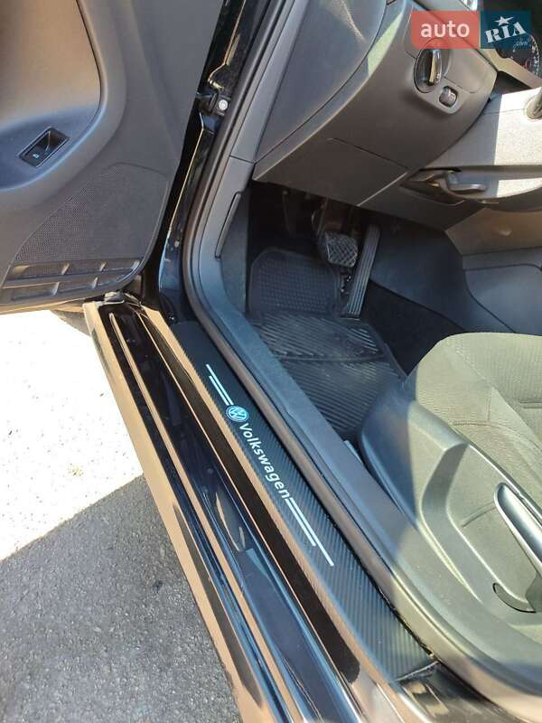 Седан Volkswagen Jetta 2014 в Обухові фото 23 Седан Volkswagen Jetta 2014 в Обухові