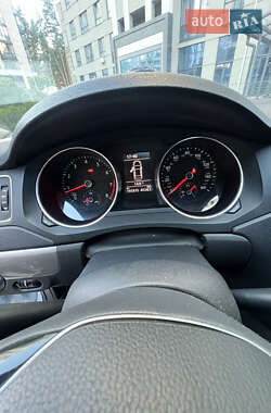 Седан Volkswagen Jetta 2016 в  фото 19 Седан Volkswagen Jetta 2016 в