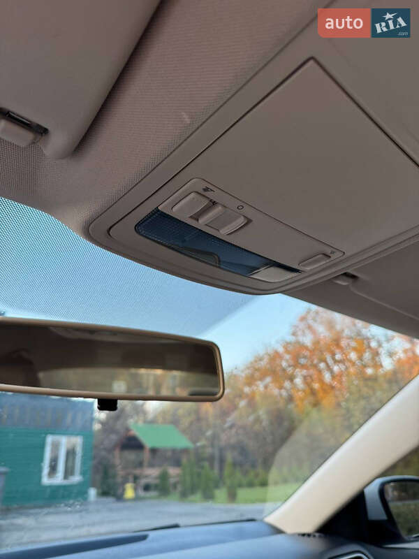 Седан Volkswagen Jetta 2012 в Вінниці