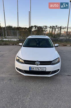 Седан Volkswagen Jetta 2012 в Кропивницькому