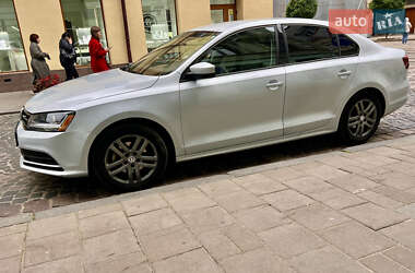 Седан Volkswagen Jetta 2018 в Львові