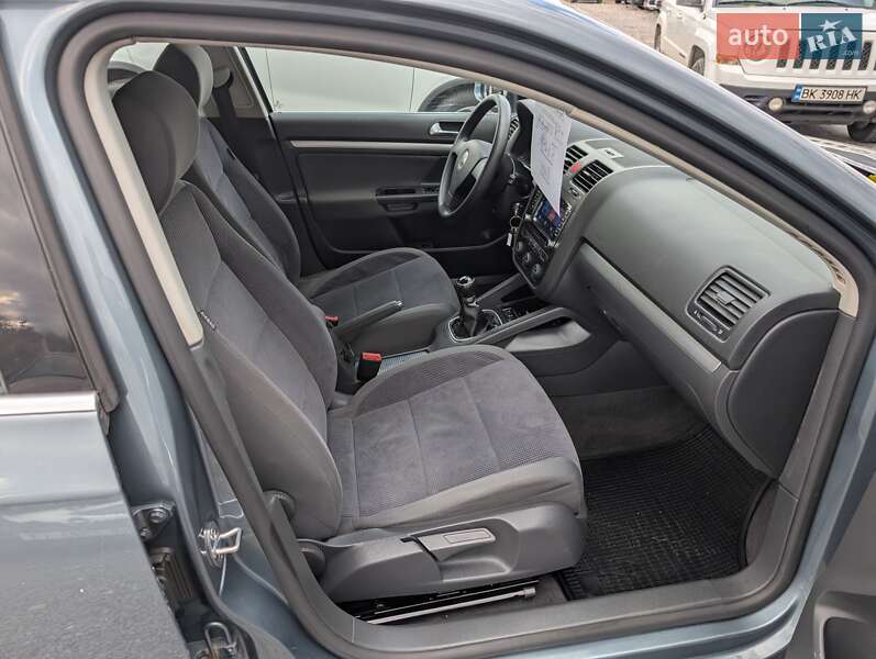 Седан Volkswagen Jetta 2006 в Ровно фото 41 Седан Volkswagen Jetta 2006 в Ровно
