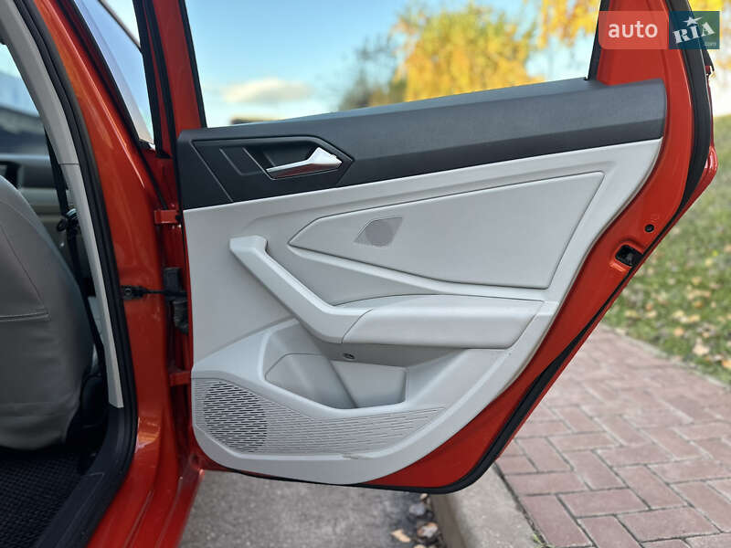 Седан Volkswagen Jetta 2019 в Киеве фото 29 Седан Volkswagen Jetta 2019 в Киеве