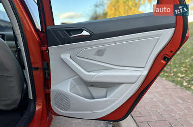 Седан Volkswagen Jetta 2019 в  фото 29 Седан Volkswagen Jetta 2019 в