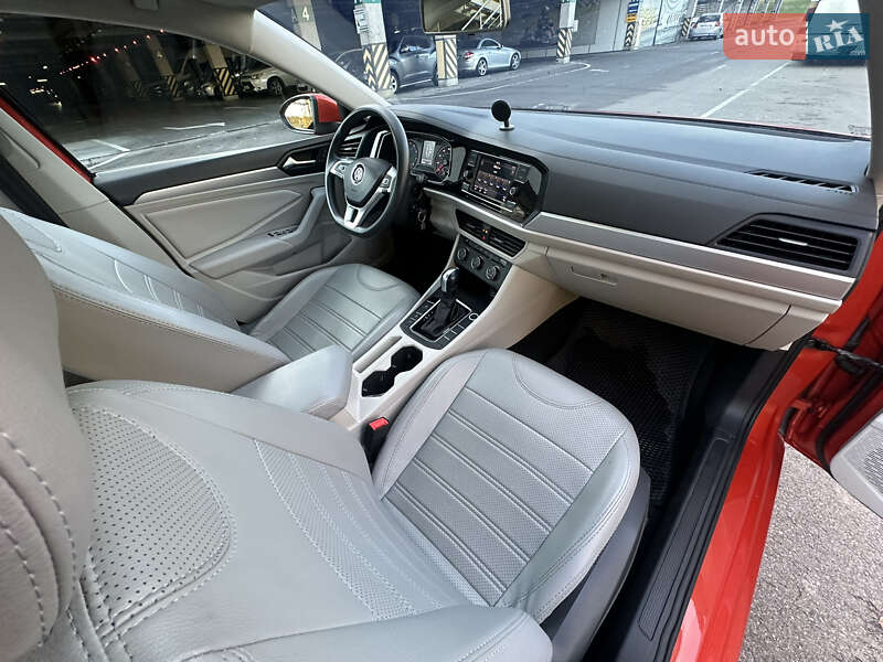 Седан Volkswagen Jetta 2019 в Киеве фото 36 Седан Volkswagen Jetta 2019 в Киеве