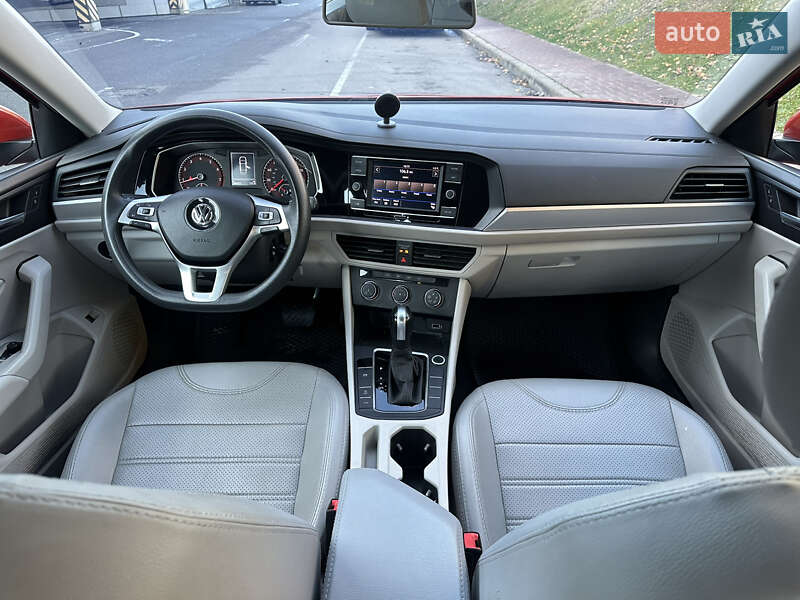 Седан Volkswagen Jetta 2019 в Киеве фото 39 Седан Volkswagen Jetta 2019 в Киеве