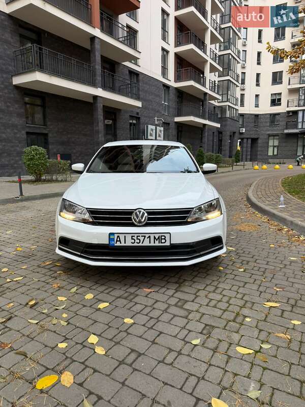 Седан Volkswagen Jetta 2015 в Броварах фото 13 Седан Volkswagen Jetta 2015 в Броварах