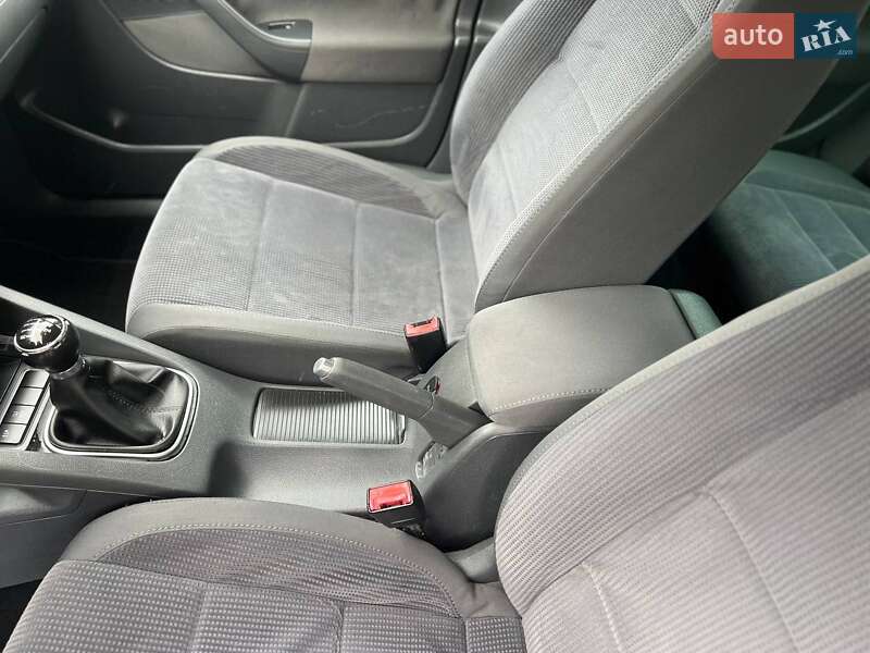 Седан Volkswagen Jetta 2006 в Хмельницком фото 43 Седан Volkswagen Jetta 2006 в Хмельницком