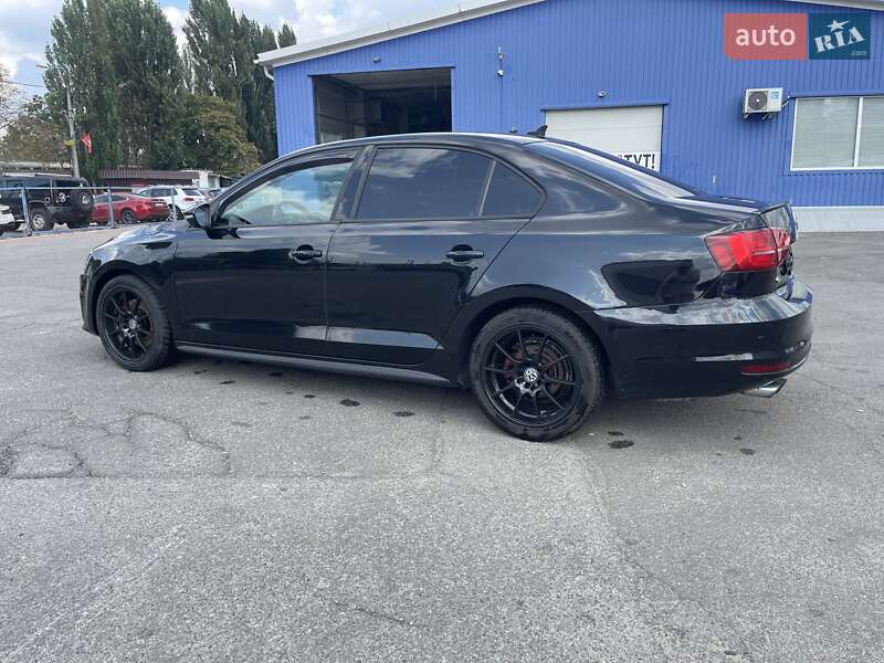 Седан Volkswagen Jetta 2015 в Киеве фото 7 Седан Volkswagen Jetta 2015 в Киеве