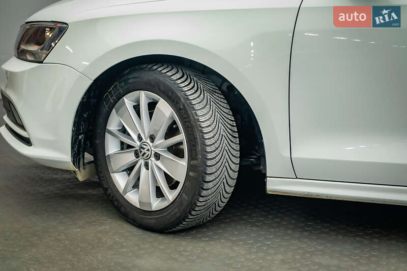 Седан Volkswagen Jetta 2016 в Киеве фото 8 Седан Volkswagen Jetta 2016 в Киеве