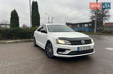 Седан Volkswagen Jetta 2015 в Сумах Седан Volkswagen Jetta 2015 в Сумах