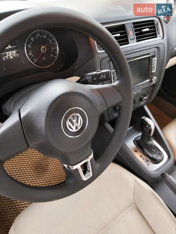 Седан Volkswagen Jetta 2013 в Конотопе фото 43 Седан Volkswagen Jetta 2013 в Конотопе