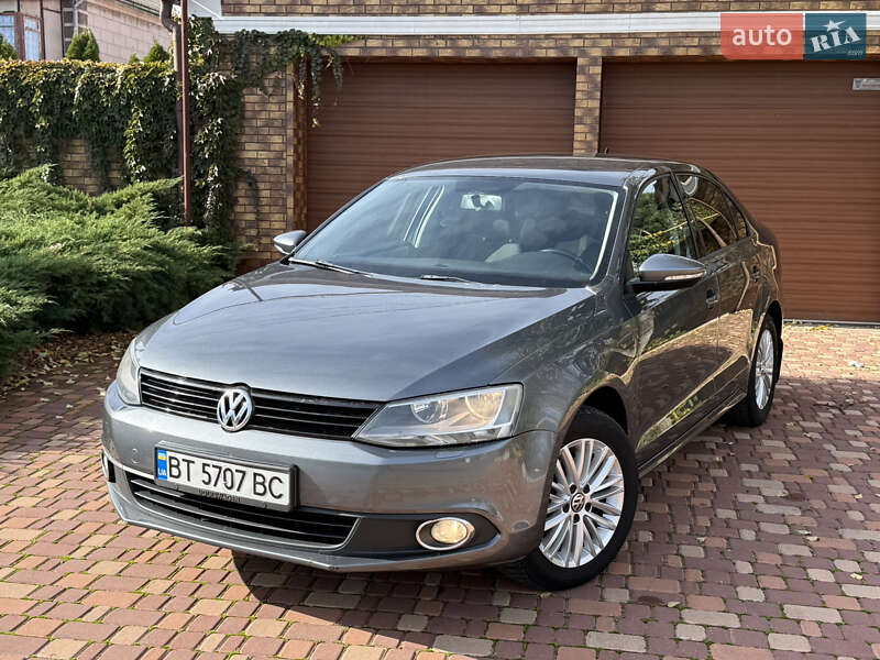 Седан Volkswagen Jetta 2012 в Одессе
