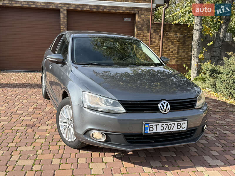 Седан Volkswagen Jetta 2012 в Одессе