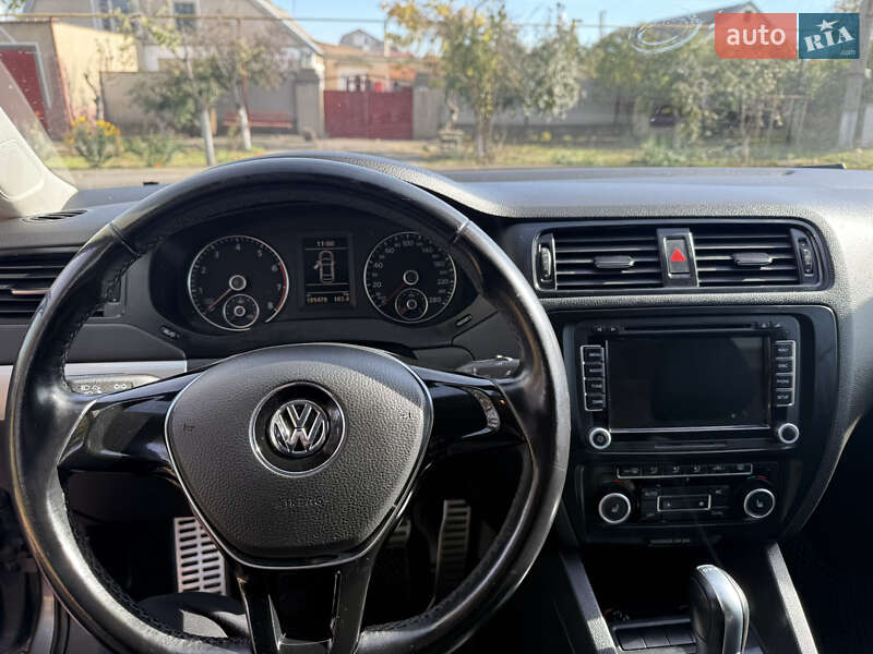 Седан Volkswagen Jetta 2012 в Одессе