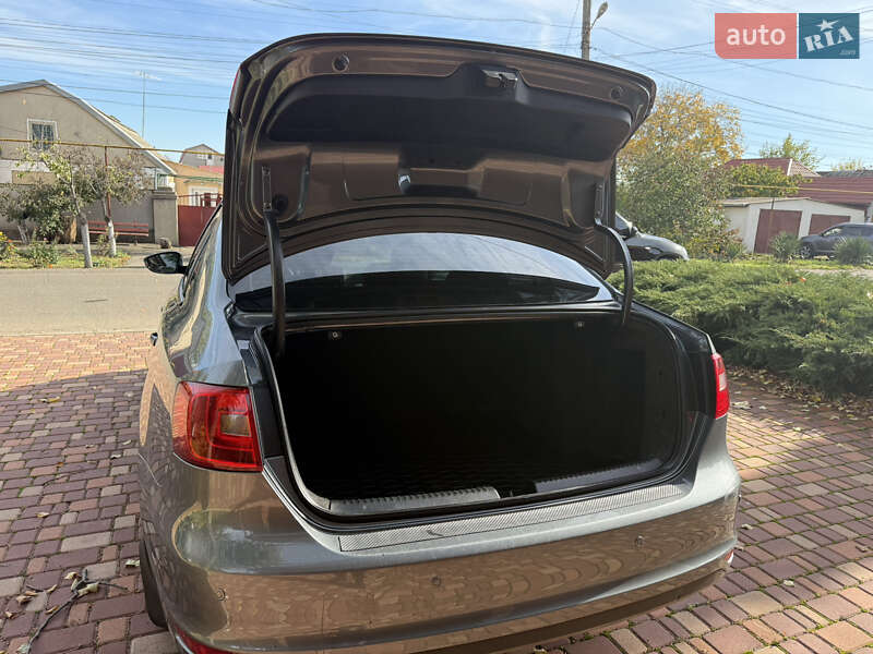 Седан Volkswagen Jetta 2012 в Одессе