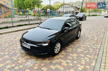 Седан Volkswagen Jetta 2014 в Вінниці