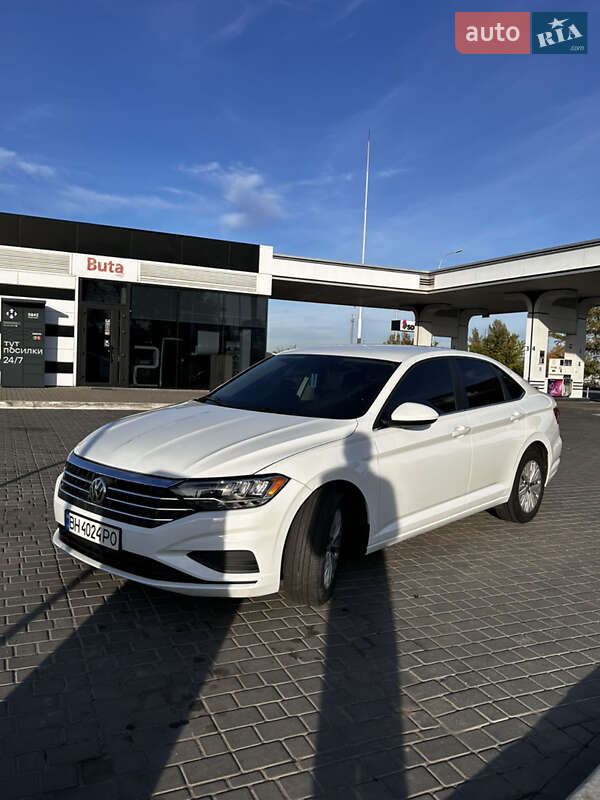 Седан Volkswagen Jetta 2019 в Одессе