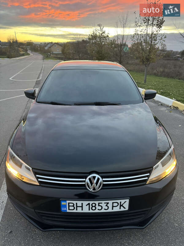 Седан Volkswagen Jetta 2013 в Буче фото Седан Volkswagen Jetta 2013 в Буче