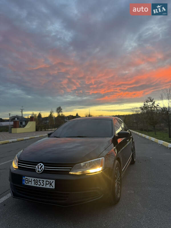 Седан Volkswagen Jetta 2013 в Буче фото 13 Седан Volkswagen Jetta 2013 в Буче