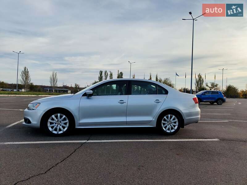 Седан Volkswagen Jetta 2012 в Кривому Розі