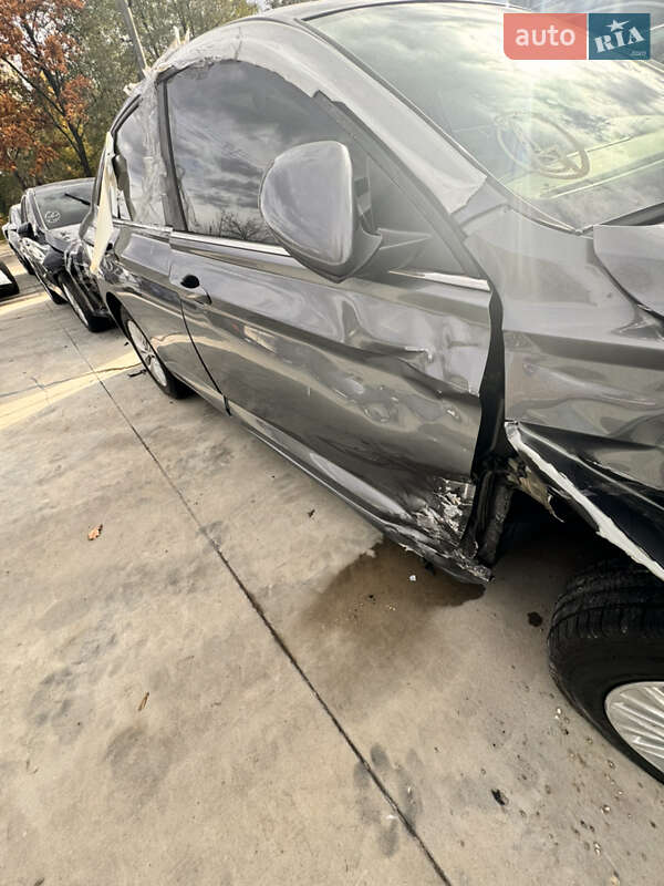 Седан Volkswagen Jetta 2019 в Львові