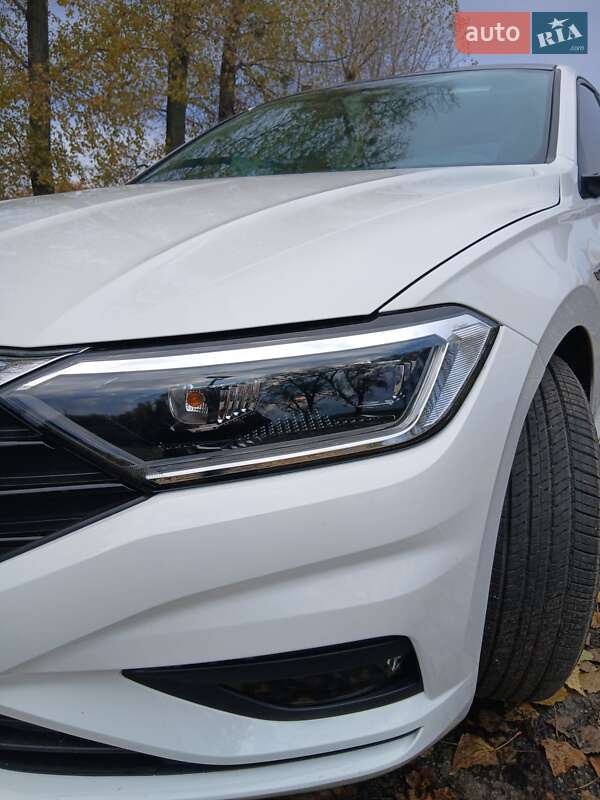 Седан Volkswagen Jetta 2019 в Ромнах фото 29 Седан Volkswagen Jetta 2019 в Ромнах