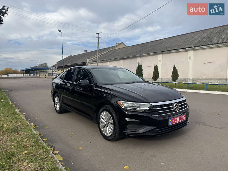 Седан Volkswagen Jetta 2020 в Львове фото Седан Volkswagen Jetta 2020 в Львове