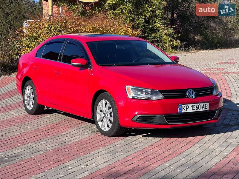 Седан Volkswagen Jetta 2012 в Запоріжжі