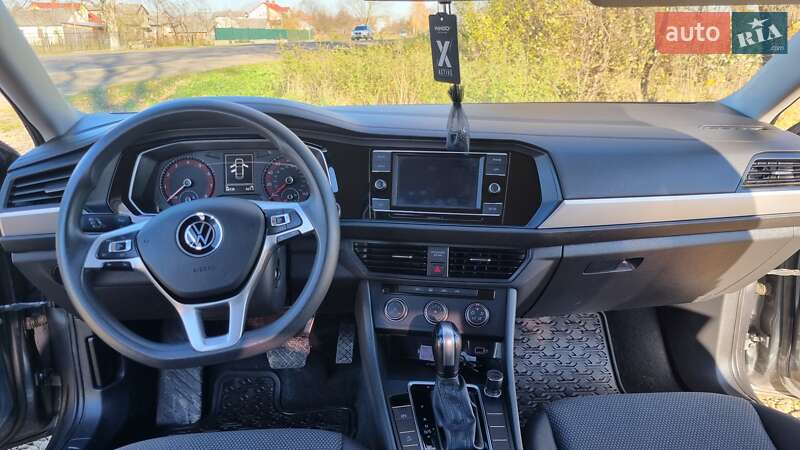 Седан Volkswagen Jetta 2018 в Самборі