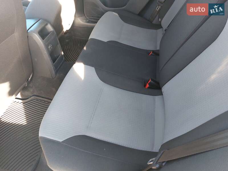 Седан Volkswagen Jetta 2016 в Львові фото 2 Седан Volkswagen Jetta 2016 в Львові