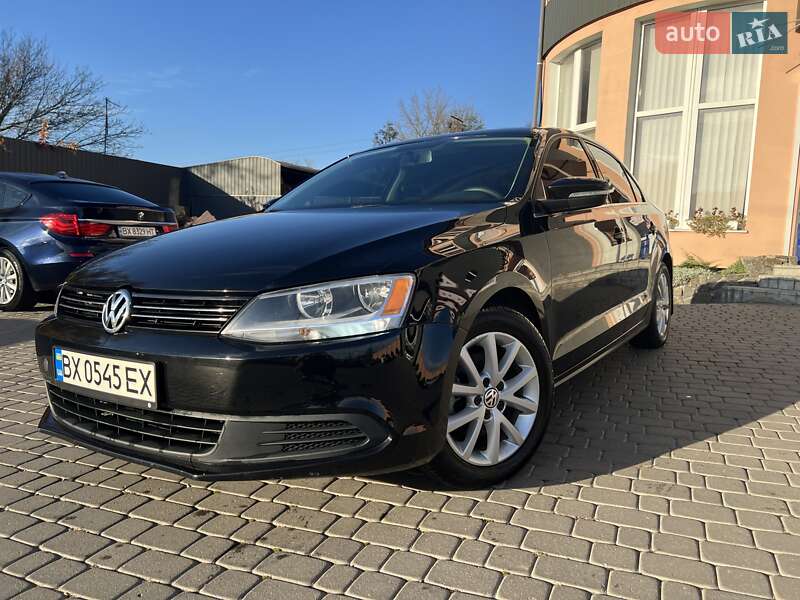 Седан Volkswagen Jetta 2014 в Хмельницком