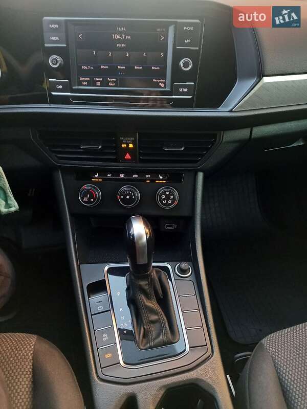 Седан Volkswagen Jetta 2018 в Львові фото 37 Седан Volkswagen Jetta 2018 в Львові