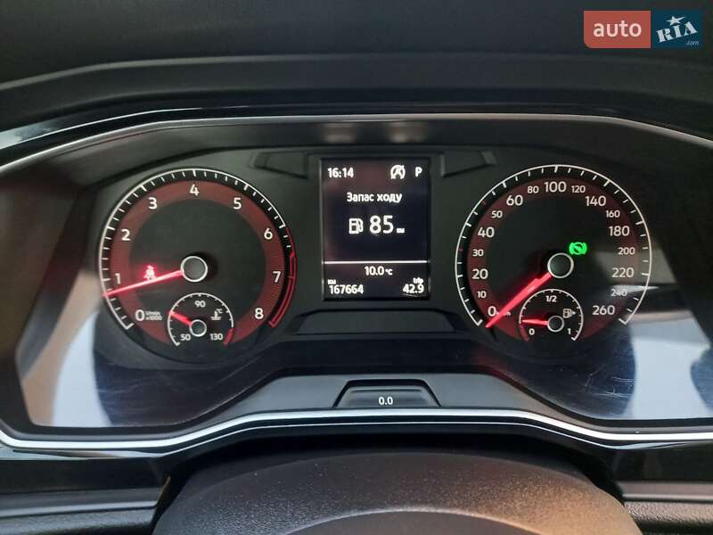 Седан Volkswagen Jetta 2018 в Львові фото 36 Седан Volkswagen Jetta 2018 в Львові