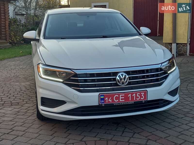 Седан Volkswagen Jetta 2018 в Львові фото 25 Седан Volkswagen Jetta 2018 в Львові