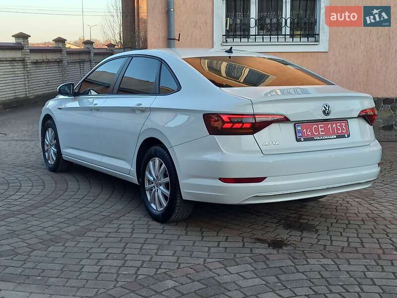 Седан Volkswagen Jetta 2018 в Львові фото 11 Седан Volkswagen Jetta 2018 в Львові