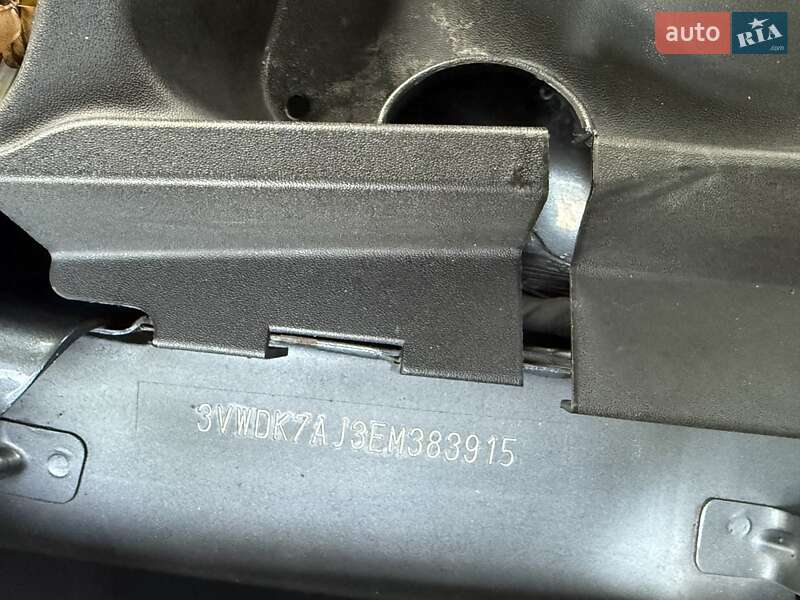 Седан Volkswagen Jetta 2013 в Запорожье фото 31 Седан Volkswagen Jetta 2013 в Запорожье