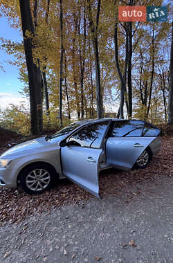 Седан Volkswagen Jetta 2013 в Винниках