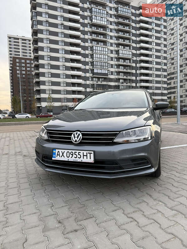 Седан Volkswagen Jetta 2016 в Києві фото 2 Седан Volkswagen Jetta 2016 в Києві