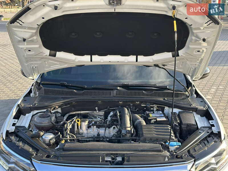 Седан Volkswagen Jetta 2019 в Кривом Роге