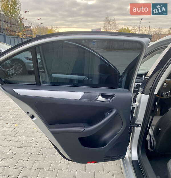 Седан Volkswagen Jetta 2011 в Белой Церкви фото 12 Седан Volkswagen Jetta 2011 в Белой Церкви