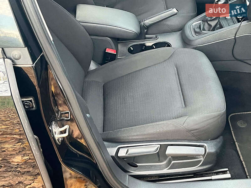 Седан Volkswagen Jetta 2015 в Киеве