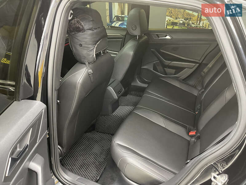 Седан Volkswagen Jetta 2019 в Днепре фото 55 Седан Volkswagen Jetta 2019 в Днепре