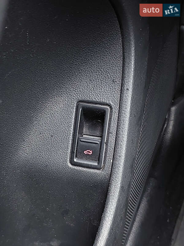 Седан Volkswagen Jetta 2015 в Киеве фото 38 Седан Volkswagen Jetta 2015 в Киеве